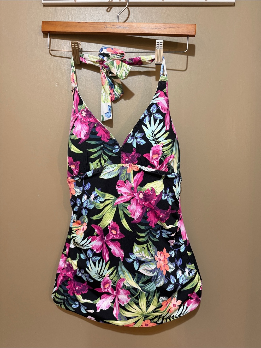 Tommy Bahama Coastal Gardens Reversible Tankini - SS100335